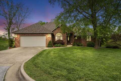 1963 E Burntwood Drive, Springfield, MO 65803