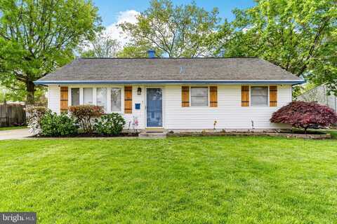 16 HOLLY DRIVE, WEST BERLIN, NJ 08091