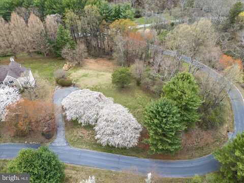 102 KNOXLYN FARM DRIVE, KENNETT SQUARE, PA 19348