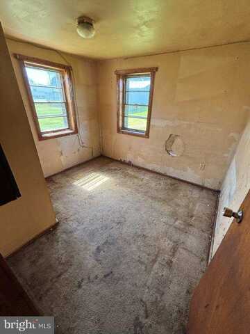 4250 QUEEN STREET, DOVER, PA 17315
