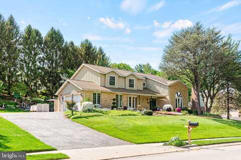 3672 CIMMERON ROAD, YORK, PA 17402