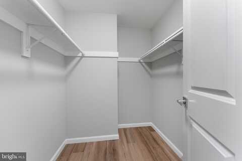 1800 OLD MEADOW ROAD, MCLEAN, VA 22102