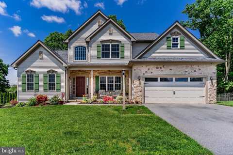 717 HOFFMAN DRIVE, HARRISBURG, PA 17111