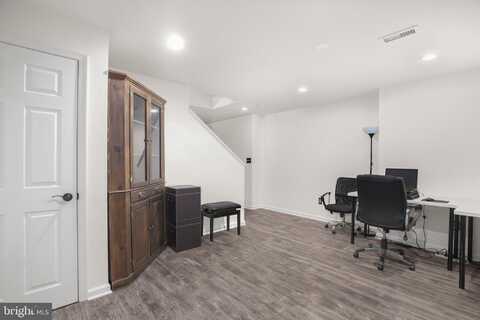 10448 WHEATLEY SCHOOL ROAD, MARSHALL, VA 20115