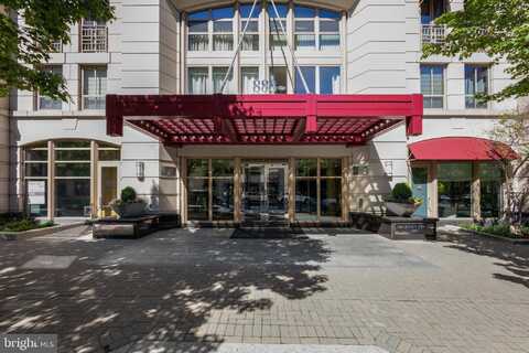 888 N QUINCY STREET, ARLINGTON, VA 22203