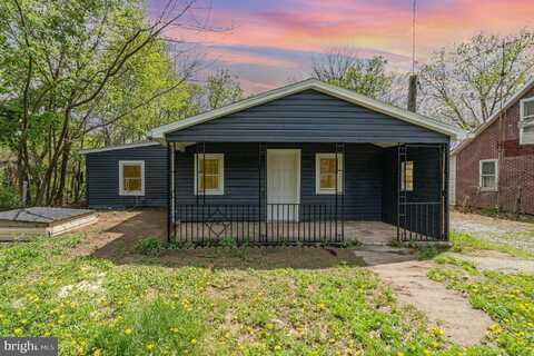 5300 BINO ROAD, GREENCASTLE, PA 17225