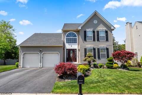 8 Congress Ln, South River Boro, NJ 08882