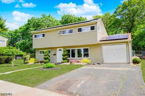 39 Holly St, Franklin, NJ 08873