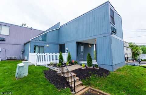 684 Irvington Ave, Maplewood, NJ 07040