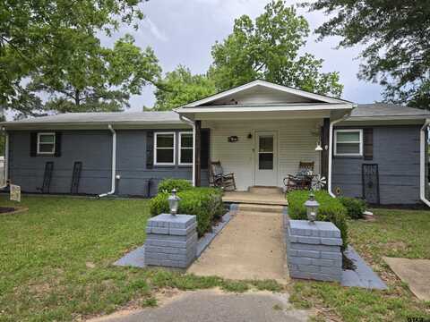 403 Kennedy, Lindale, TX 75771