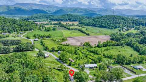 215 Fox Road, Chuckey, TN 37641