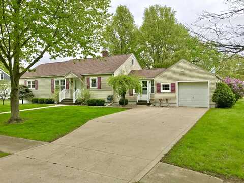 399 E Vermont Avenue, White Pigeon, MI 49099