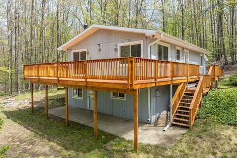 10302 Mountain View Trail, Canadian Lakes, MI 49346