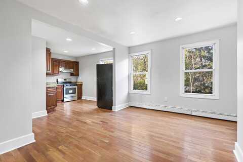 36 PERRY ST, JC, Heights, NJ 07306
