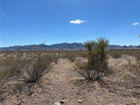 3321 S Turquois Road, Golden Valley, AZ 86413