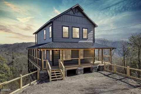 3051 Hatcher Top Road, Sevierville, TN 37862