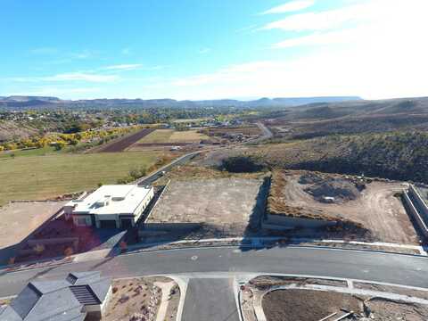 1300 N Hillside Way, Santa Clara, UT 84765