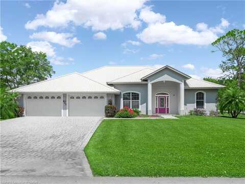 897 Entrance Road, Avon Park, FL 33825