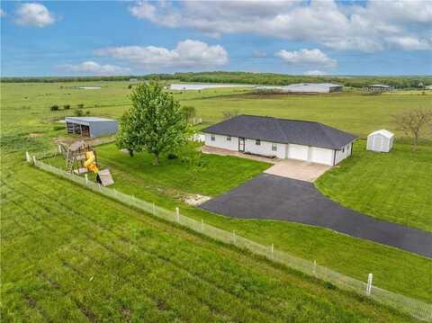 252 SE 23 Highway, Knob Noster, MO 65336