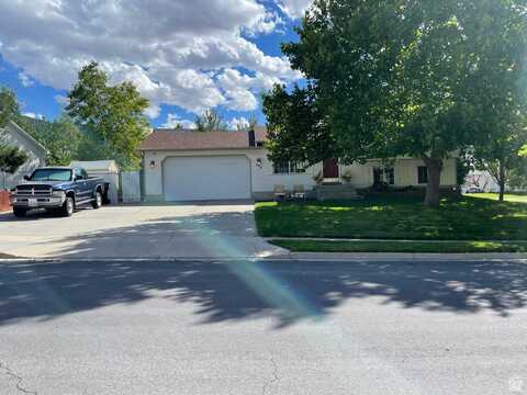 799 W 3 O'CLOCK S, Tooele, UT 84074