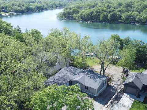 126 Timber Valley Drive, Linn Valley, KS 66040