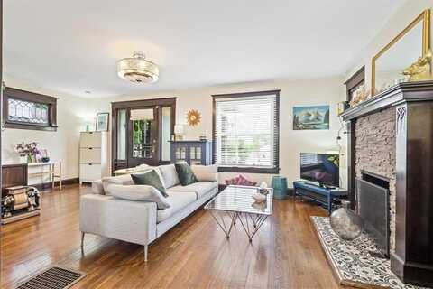 110 N Brighton Avenue, Kansas City, MO 64123