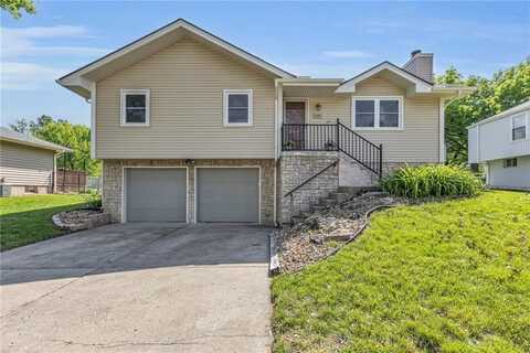 1905 NE Patterson Drive, Lees Summit, MO 64086