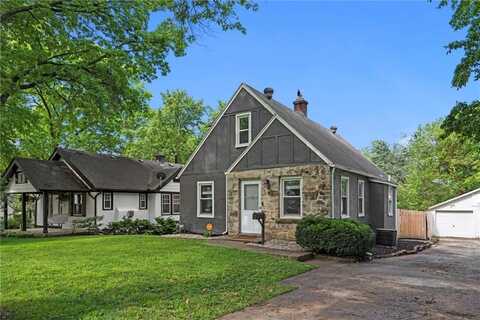 8242 Belleview Avenue, Kansas City, MO 64114
