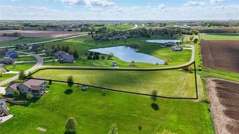 1122 Pelican Dr, Kalona, IA 52247