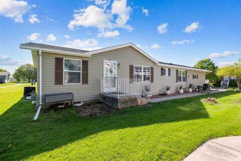 279 Paddock Cir, IowaCity, IA 52240