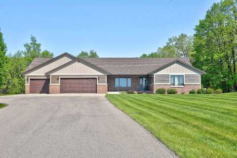 302 Little John Road, Estherville, IA 51334