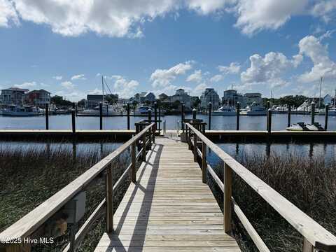 601 Canal Drive, Carolina Beach, NC 28428