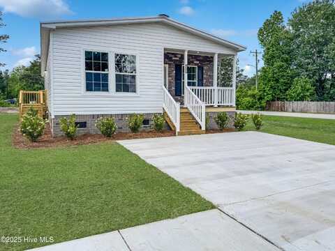 1005 Pine Ridge Court, Castle Hayne, NC 28429
