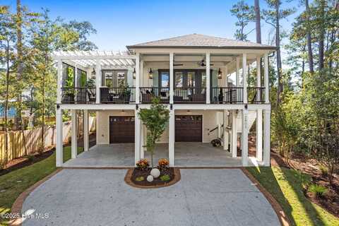 2805 W Yacht Drive, Oak Island, NC 28465