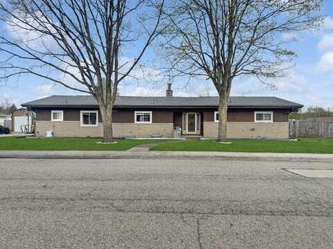 141 Madison Avenue, Urbana, OH 43078