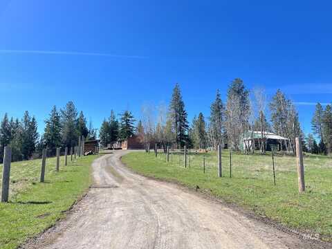 1080 Clanton Lane, Harvard, ID 83834