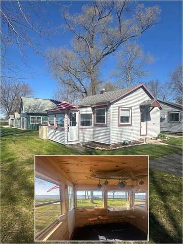 8139 E Houghton Lake Drive unit: 1, Houghton Lake, MI 48629