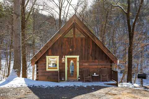 1458 Silver Poplar Lane, Sevierville, TN 37876