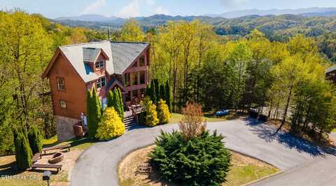 2015 Delta Dawn Drive, Sevierville, TN 37862