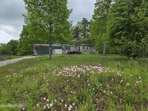 7296 Genesis Rd, Crossville, TN 38571