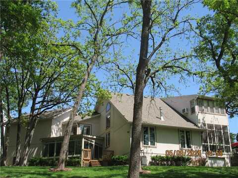 12700 E 62nd Court, Kansas City, MO 64133