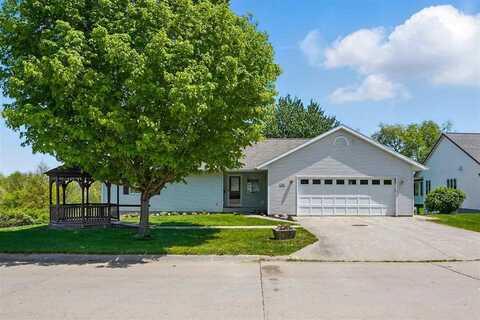 1616 6th Ave N, Wellman, IA 52356