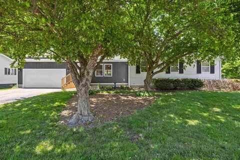 807 S 8th Ave, Washington, IA 52353