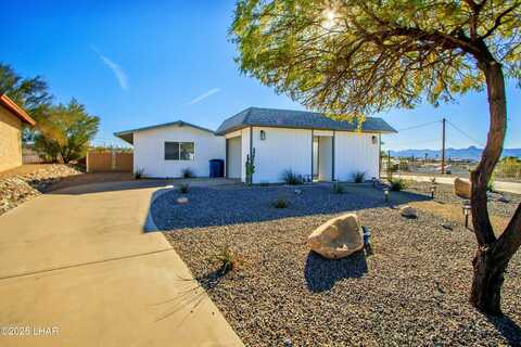 610 Roamer Ln, Lake Havasu City, AZ 86403