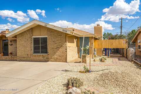 1908 Christine Court, Las Cruces, NM 88001