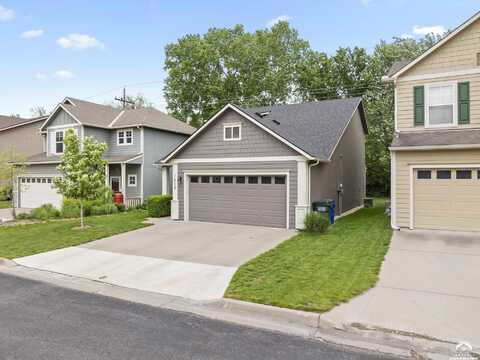 1824 Villo Woods Court, Lawrence, KS 66044