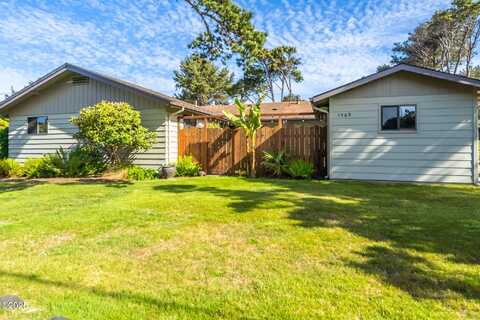 1569 NW 33rd, Lincoln City, OR 97367