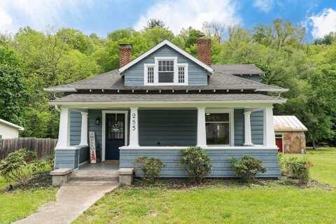 255 W RAILROAD AVE, Craigsville, VA 24430