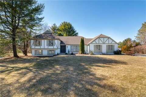 2670 Mountain View Circle, Macungie, PA 18049