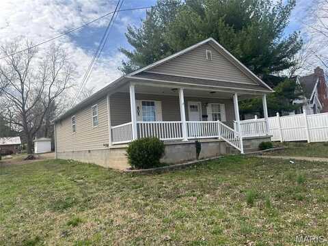805 Walnut St, Doniphan, MO 63939